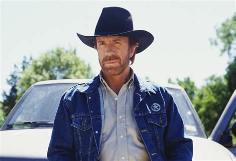  Walker, Texas Ranger: Een Held Met een Stetson en Hart van Goud!